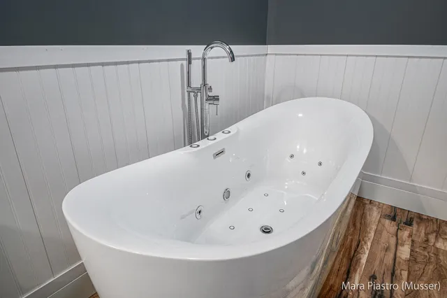 $659,900 | 2116 Brindle Drive, Hudsonville, MI 49426