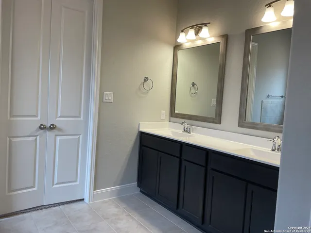 $2,545 | 104 Cheslyn, Boerne, TX 78006