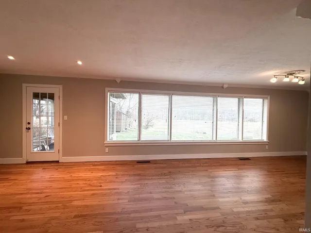 $410,000 | 1120 Crawford B Drive, Bedford, IN 47421