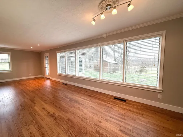 $410,000 | 1120 Crawford B Drive, Bedford, IN 47421