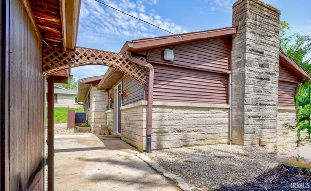 $410,000 | 1120 Crawford B Drive, Bedford, IN 47421