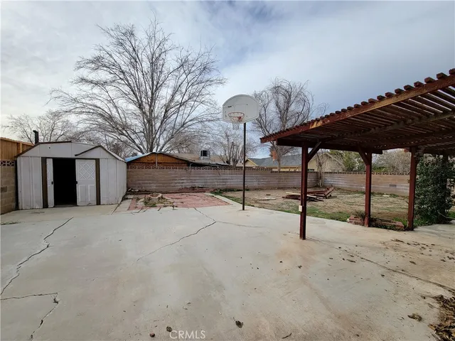$3,000 | 37829 27th Street East, Palmdale, CA 93550