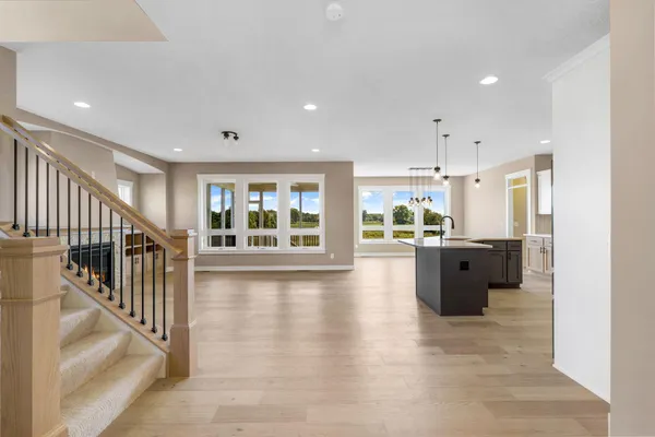 $810,514 | 2301 136th Street West, Rosemount, MN 55068