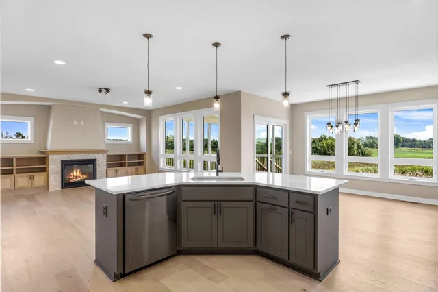 $810,514 | 2301 136th Street West, Rosemount, MN 55068