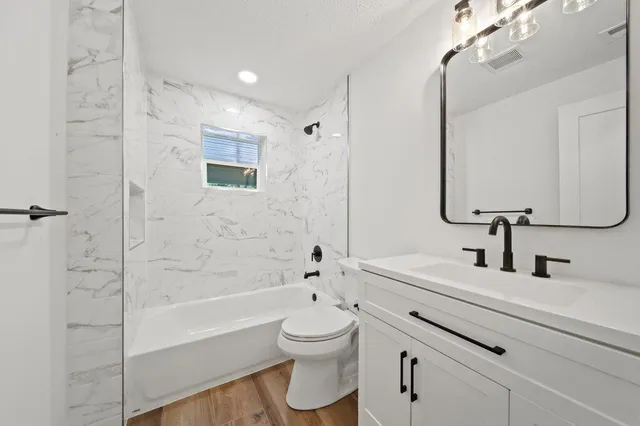 $6,800 | 2416 North W Everglades Boulevard, Stuart, FL 34994