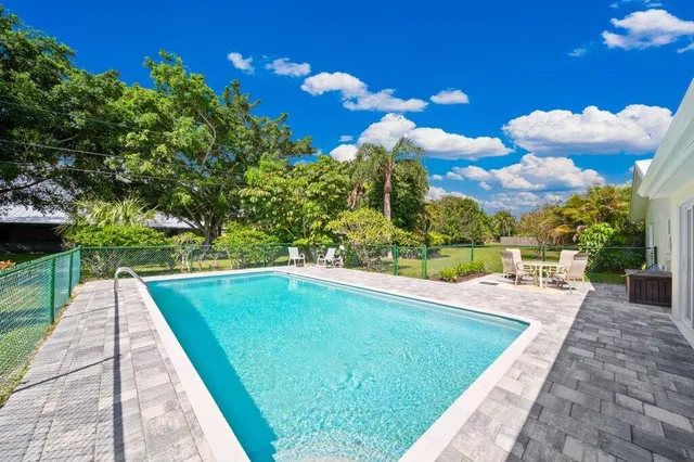 $6,800 | 2416 North W Everglades Boulevard, Stuart, FL 34994