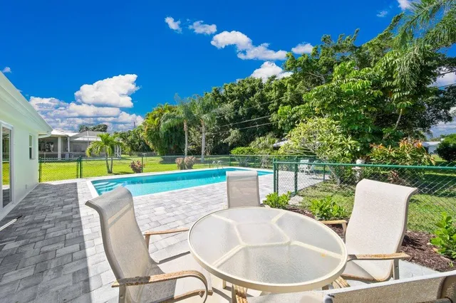 $6,800 | 2416 North W Everglades Boulevard, Stuart, FL 34994