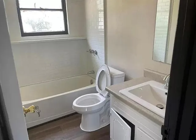 $1,300 | 910 Circle Drive, Bowie, TX 76230