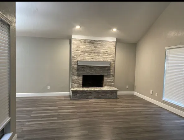 $1,975 | 6018 Elkwood Forest Drive, Houston, TX 77088