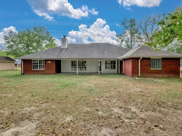 $314,500 | 286 Hunters Glen Drive, Hudson, TX 75904