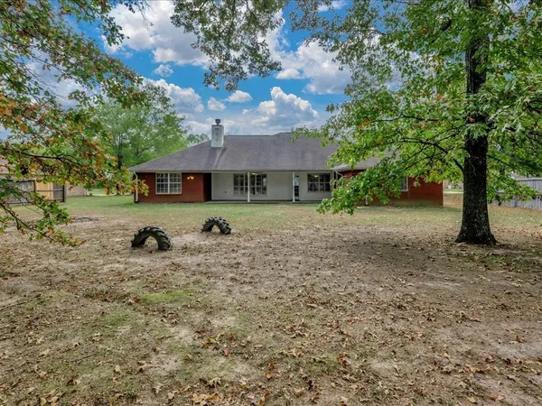 $314,500 | 286 Hunters Glen Drive, Hudson, TX 75904