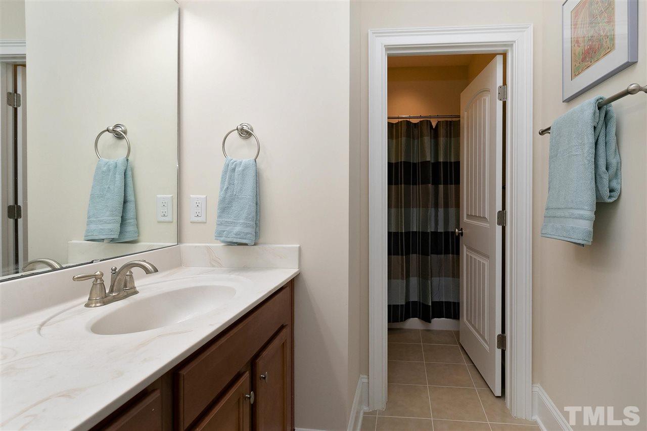 524 Fallon Grove Way Raleigh, NC 27608 - Photo 24 of 27