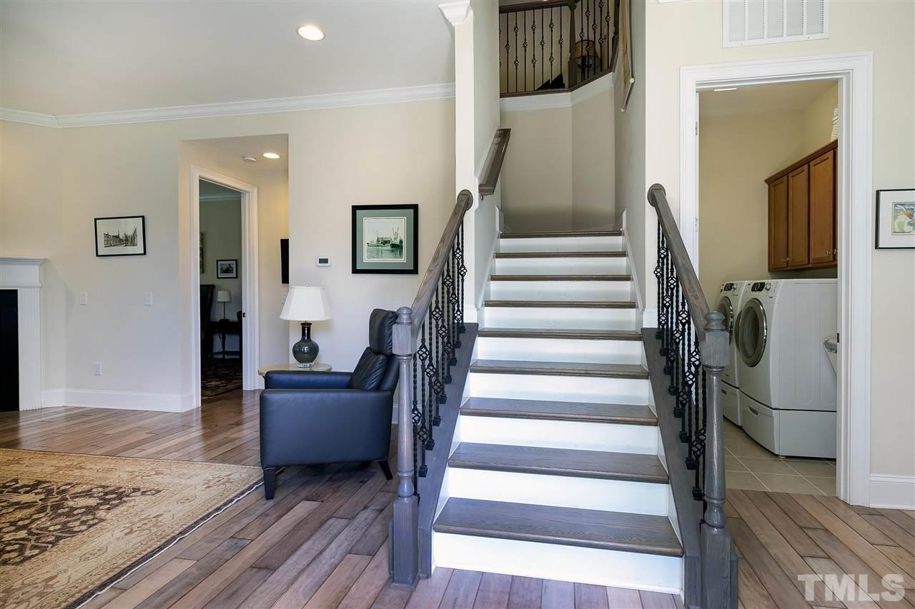 524 Fallon Grove Way Raleigh, NC 27608 - Photo 4 of 27