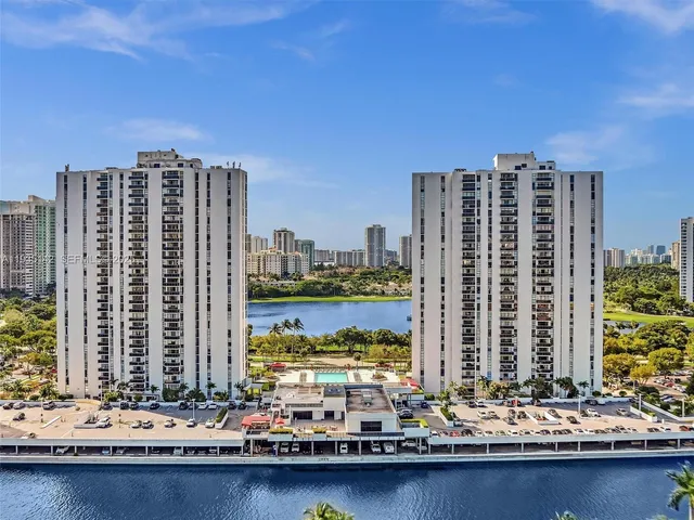 $2,650 | 3675 North Country Club Drive, Unit 410, Aventura, FL 33180
