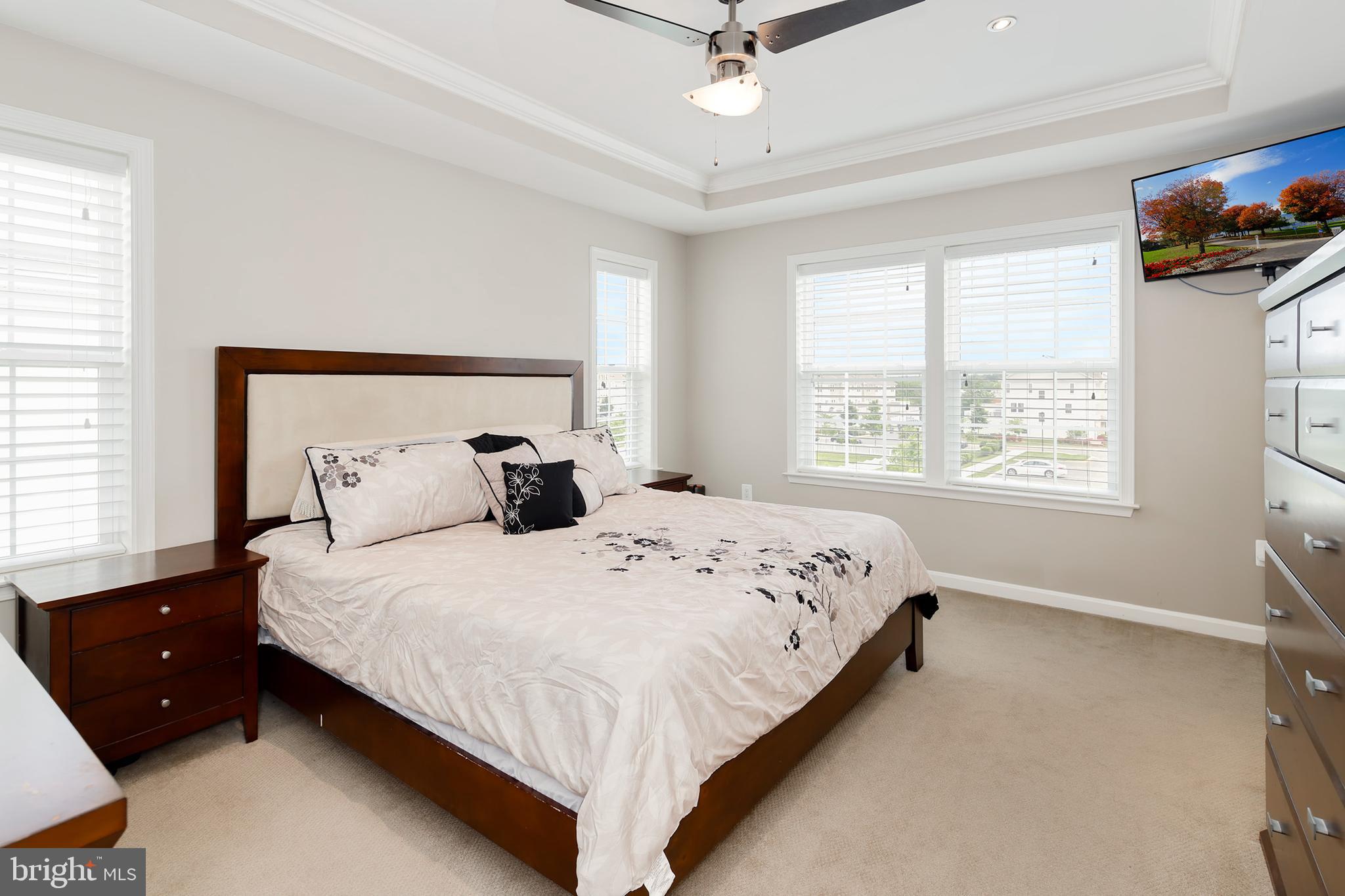 25654 Pleasant Valley Road Chantilly, VA 20152 - Photo 28 of 49 Gallery Image 28