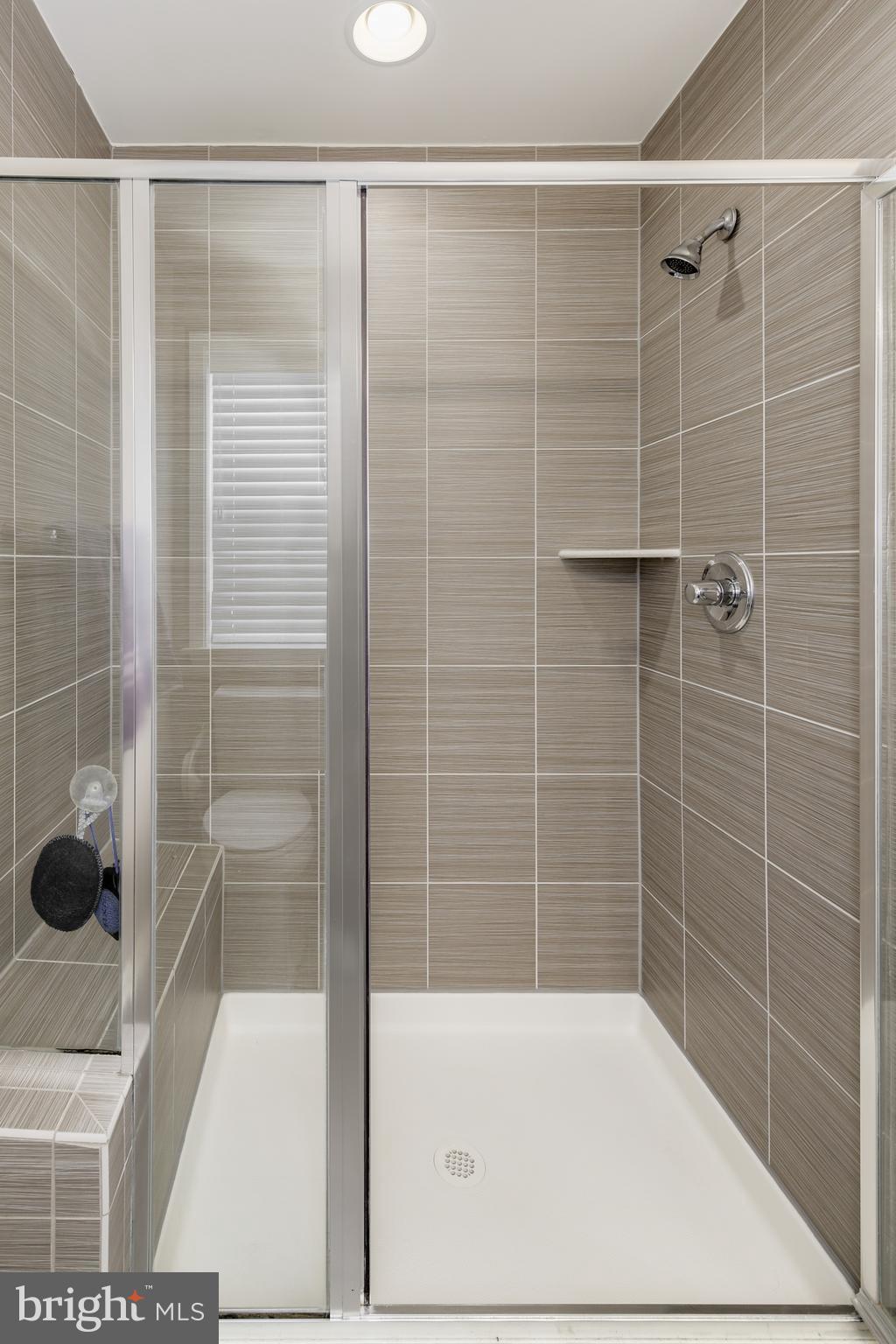 25654 Pleasant Valley Road Chantilly, VA 20152 - Photo 33 of 49 Gallery Image 33