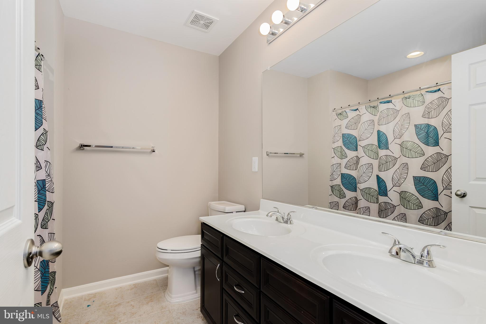 25654 Pleasant Valley Road Chantilly, VA 20152 - Photo 36 of 49 Gallery Image 36