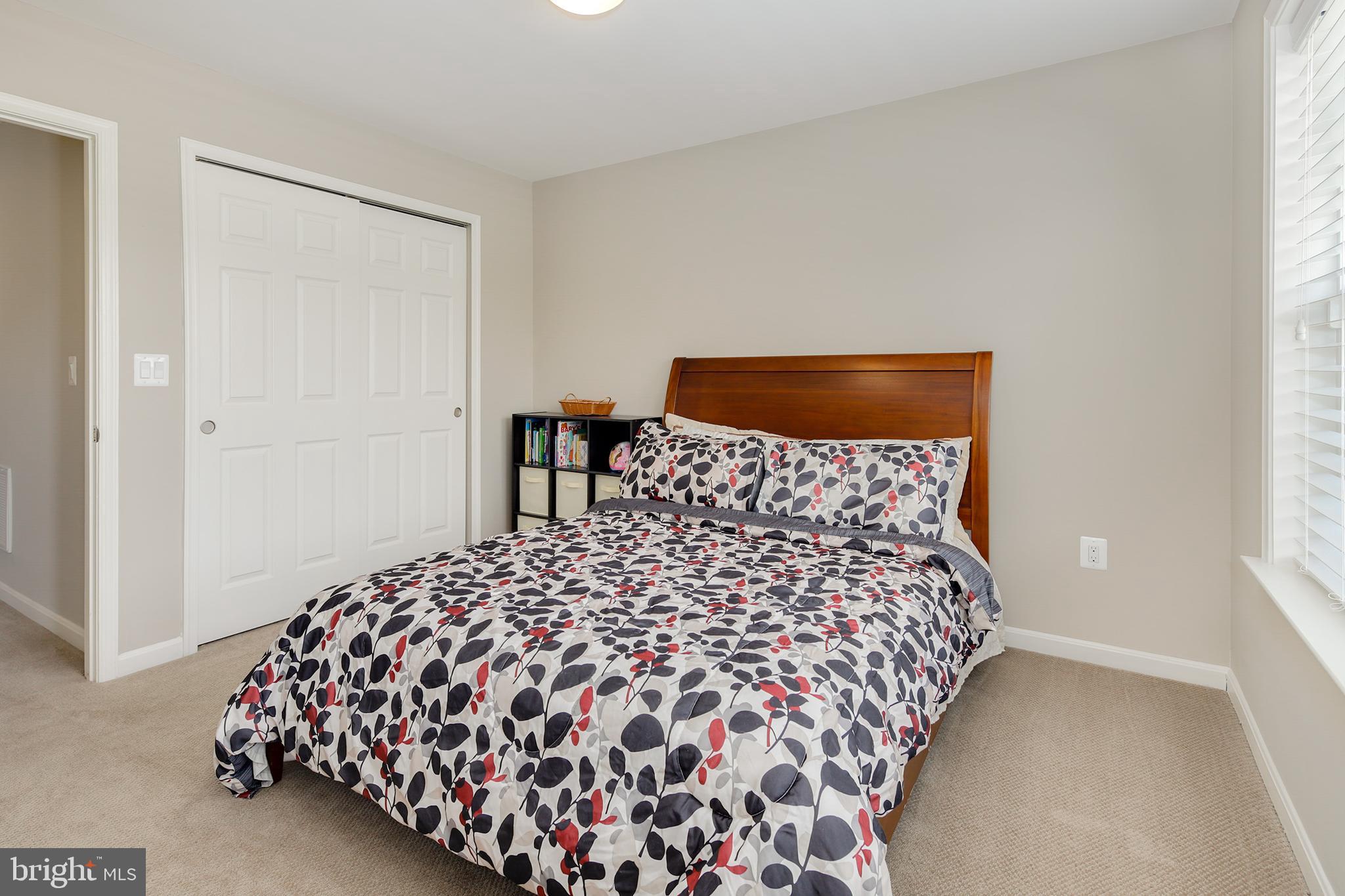 25654 Pleasant Valley Road Chantilly, VA 20152 - Photo 48 of 49 Gallery Image 48