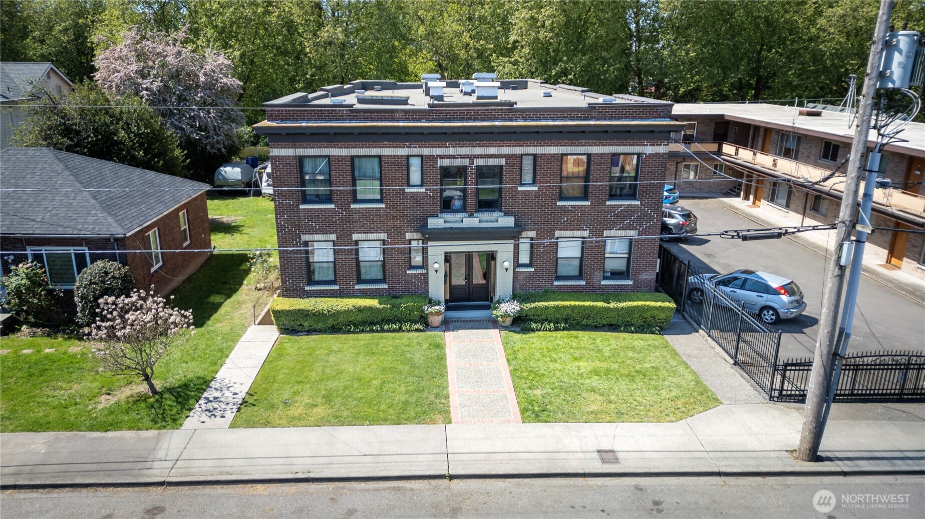 1003 North 1st Street Renton, WA 98057 - Photo 6 of 21
