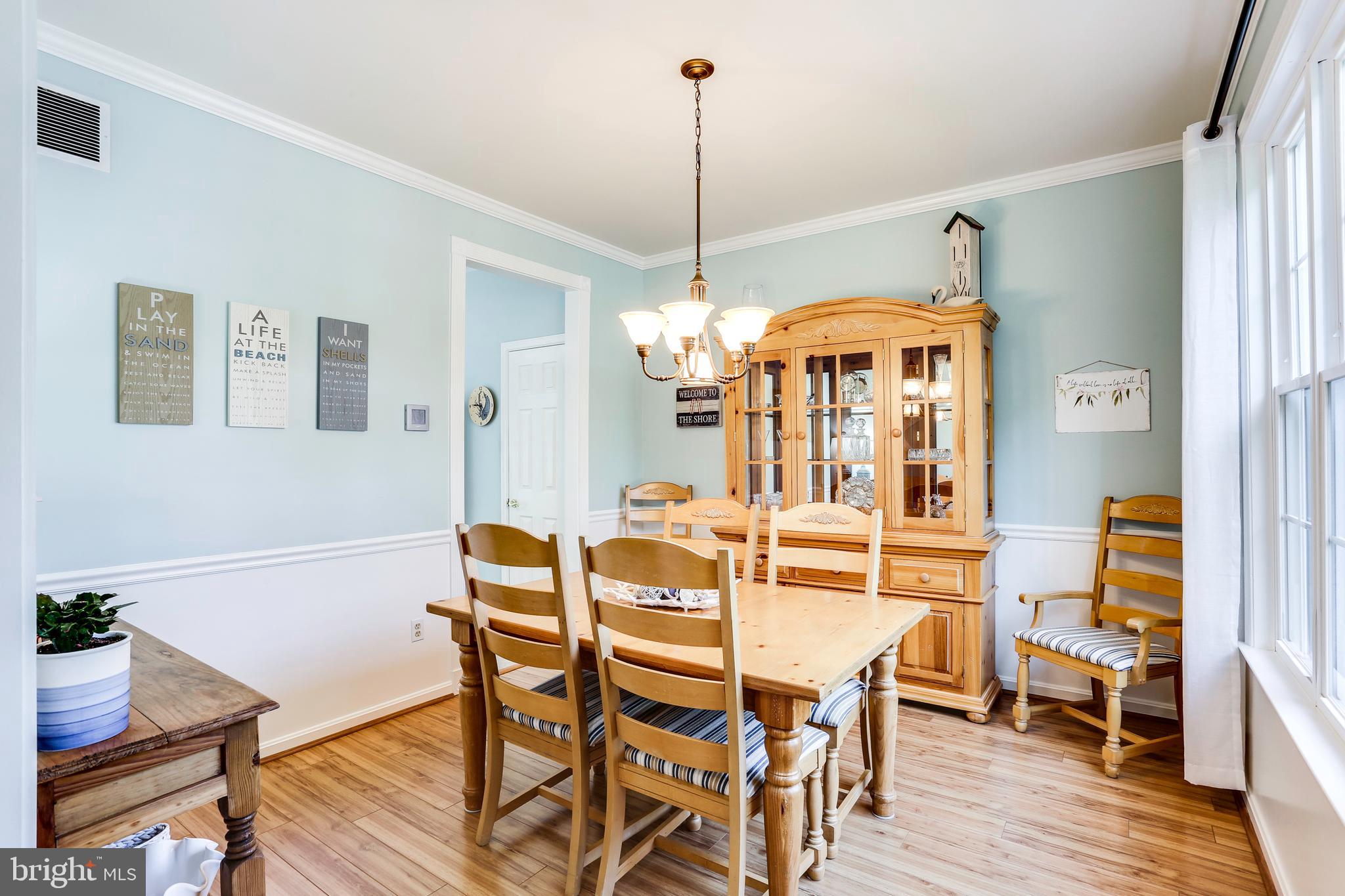 407 River Road Arnold, MD 21012 - Photo 7 of 31 Dining Room off Kitchen