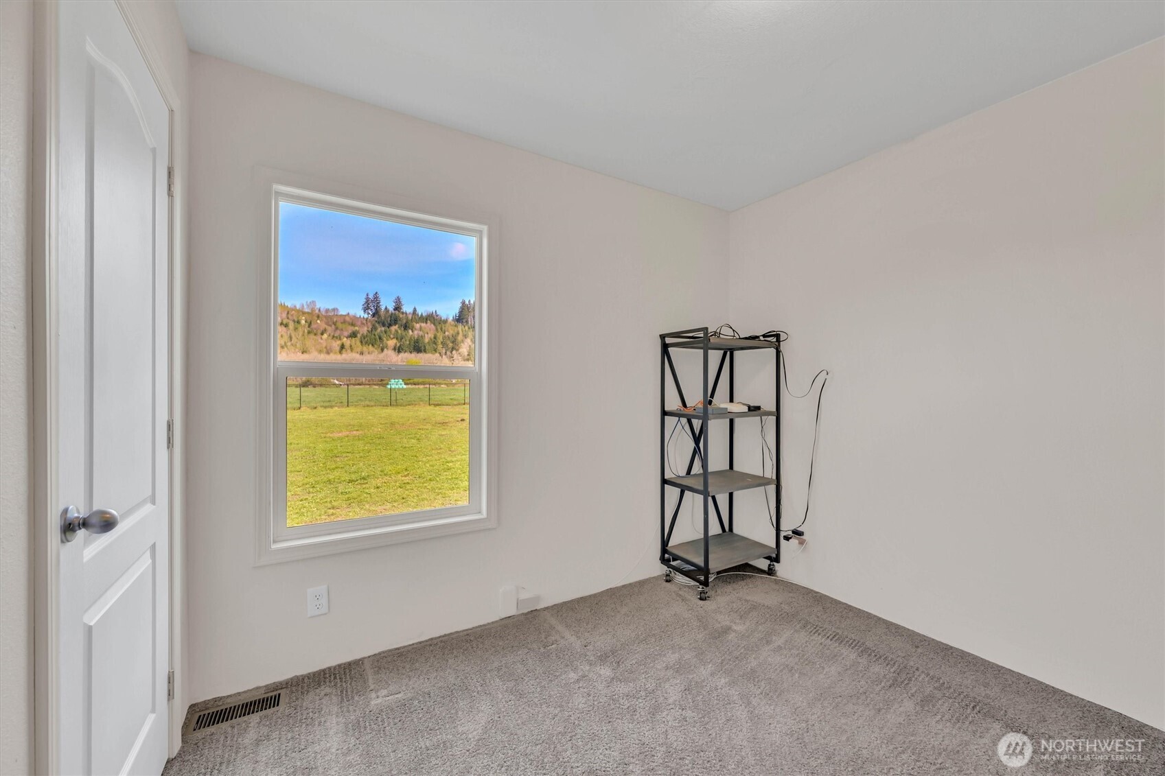 228 Mossyrock Road West Mossyrock, WA 98564 - Photo 14 of 27 an empty room with windows