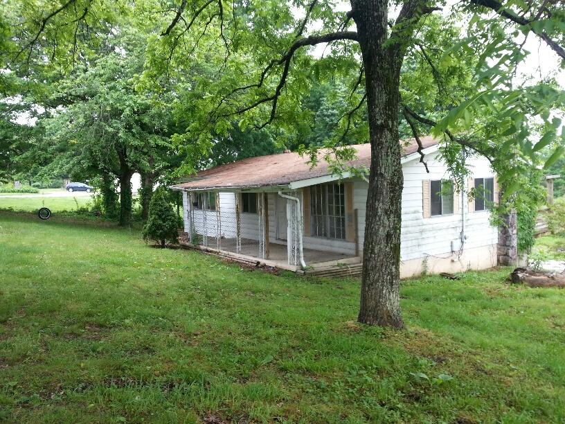 3810 Oak Hill Road Dayton, TN 37321 - Photo 1 of 10 20140511_110259_resized
