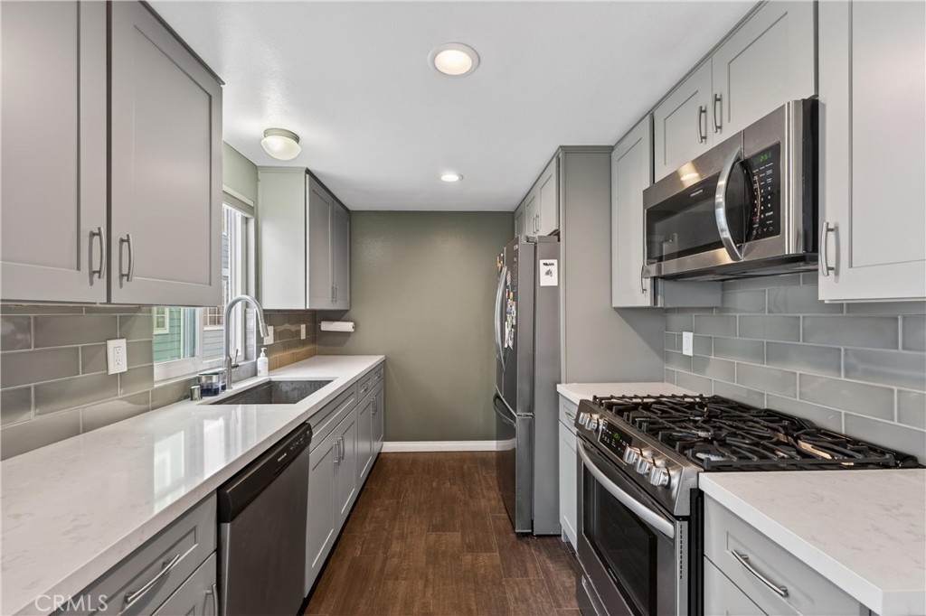 107 West Spring Street, Unit C Long Beach, CA 90806 - Photo 11 of 41