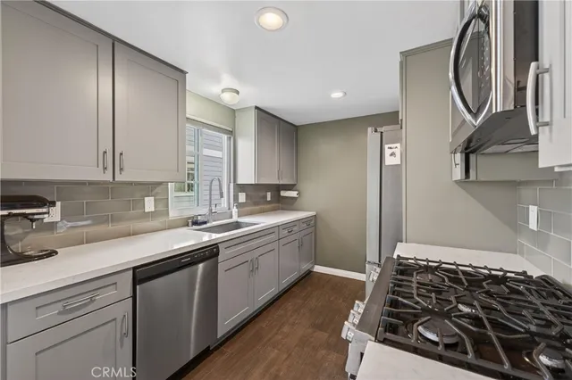 $599,888 | 107 West Spring Street, Unit C, Long Beach, CA 90806