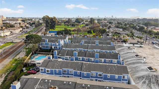 $599,888 | 107 West Spring Street, Unit C, Long Beach, CA 90806