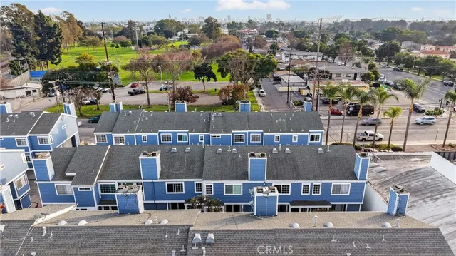 $599,888 | 107 West Spring Street, Unit C, Long Beach, CA 90806