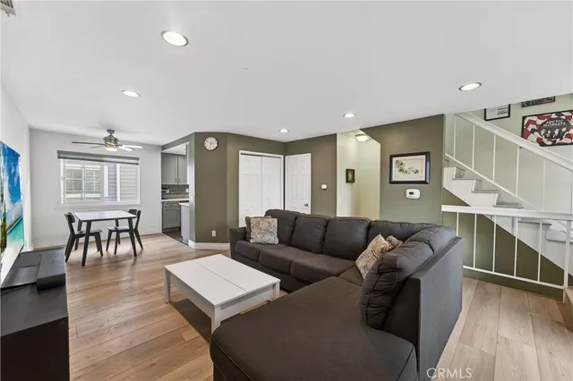 $599,888 | 107 West Spring Street, Unit C, Long Beach, CA 90806