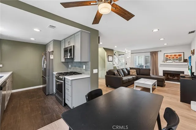 $599,888 | 107 West Spring Street, Unit C, Long Beach, CA 90806