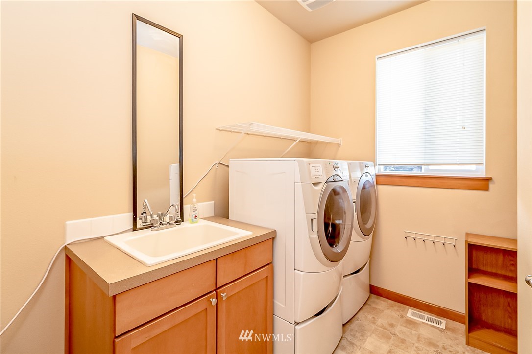 131 185th Place Southwest Bothell, WA 98012 - Photo 23 of 39