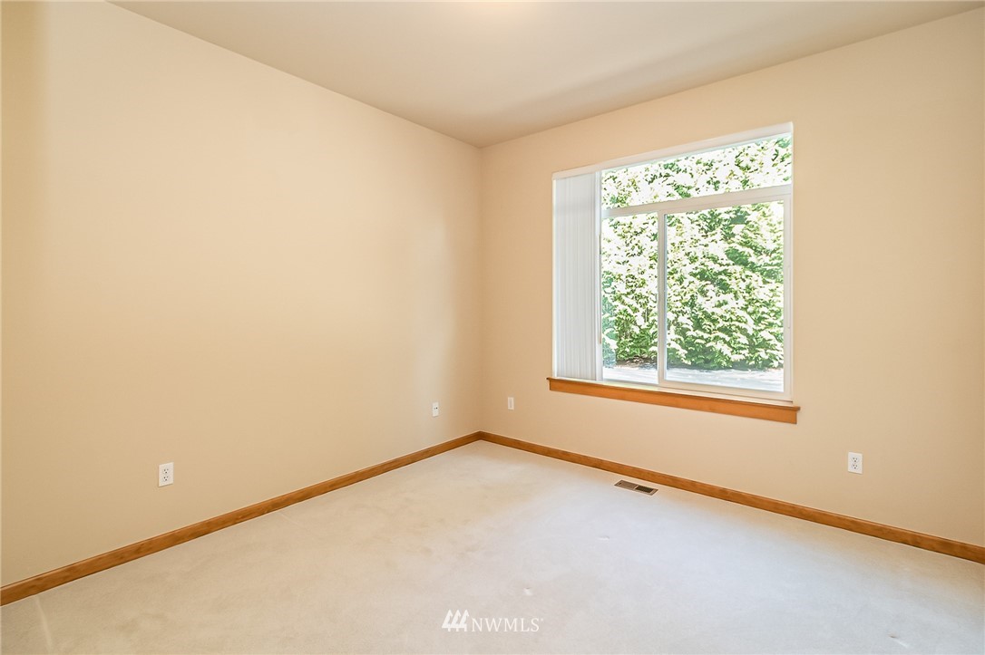 131 185th Place Southwest Bothell, WA 98012 - Photo 24 of 39