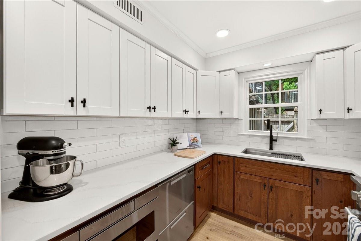 3500 Colony Road, Unit E Charlotte, NC 28211 - Photo 13 of 43 Gallery Image 13