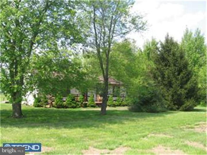 216 Garwin Road Woolwich Township, NJ 08085 - Photo 2 of 8