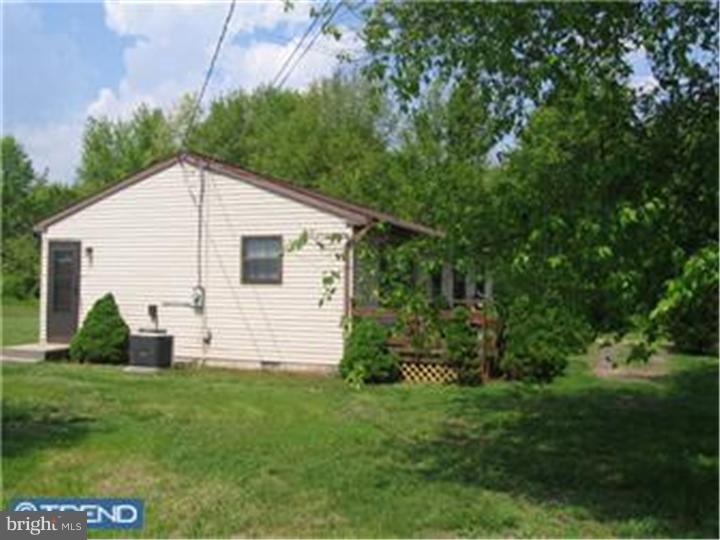 216 Garwin Road Woolwich Township, NJ 08085 - Photo 4 of 8