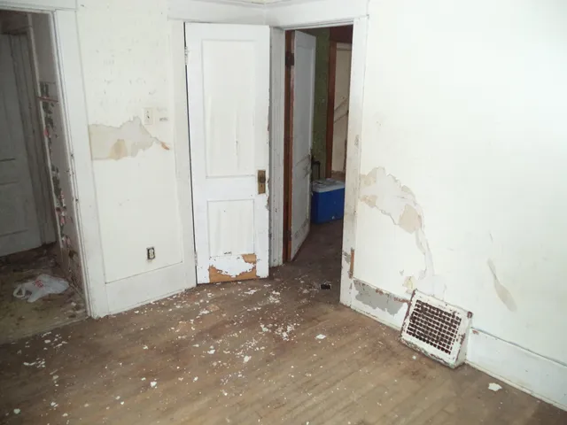 $44,900 | 841 East 8th Street, Flint, MI 48503