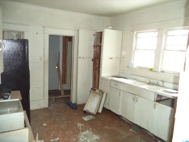 $44,900 | 841 East 8th Street, Flint, MI 48503