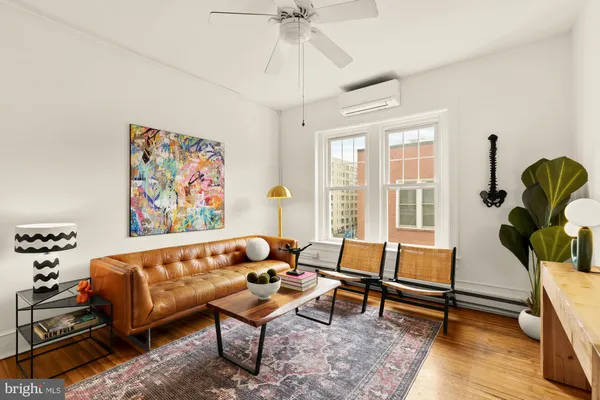 $300,000 | 1322 15th Street Northwest, Unit 33, Washington, DC 20005