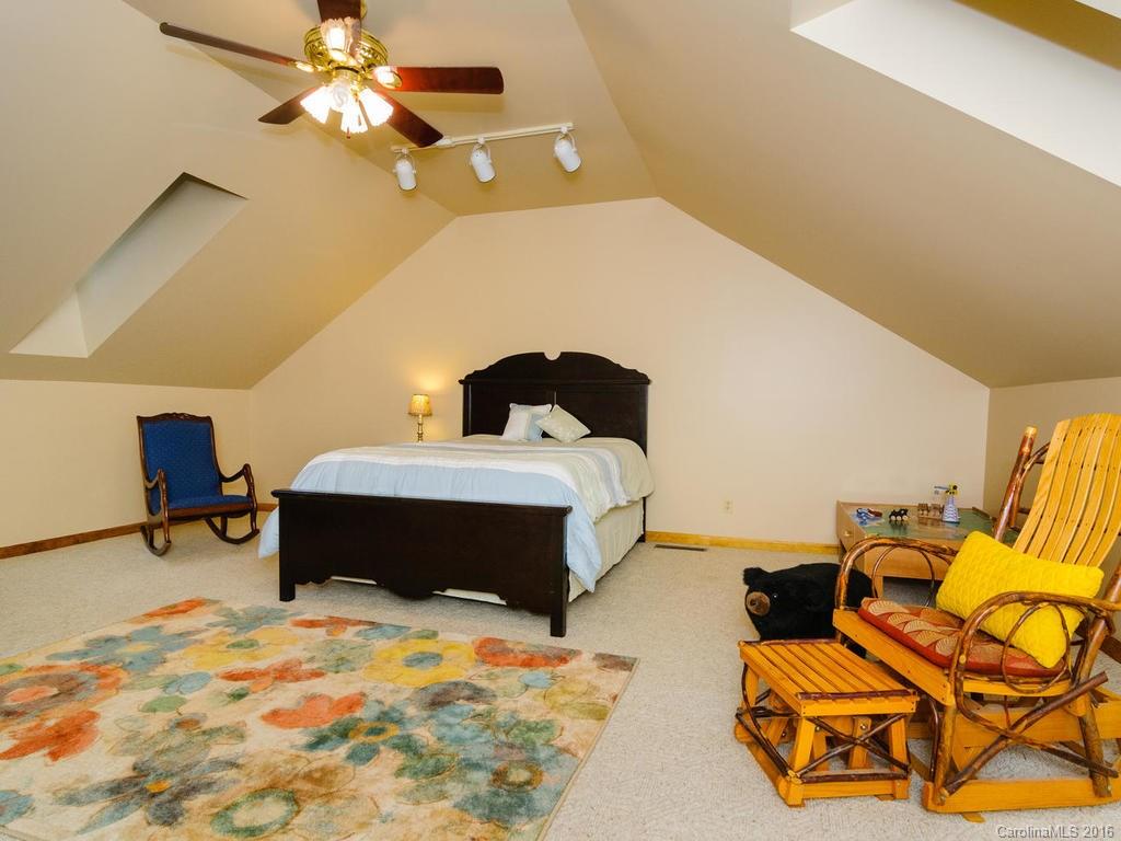 31 Old Patton Hill Road Swannanoa, NC 28778 - Photo 12 of 23 Gallery Image 12