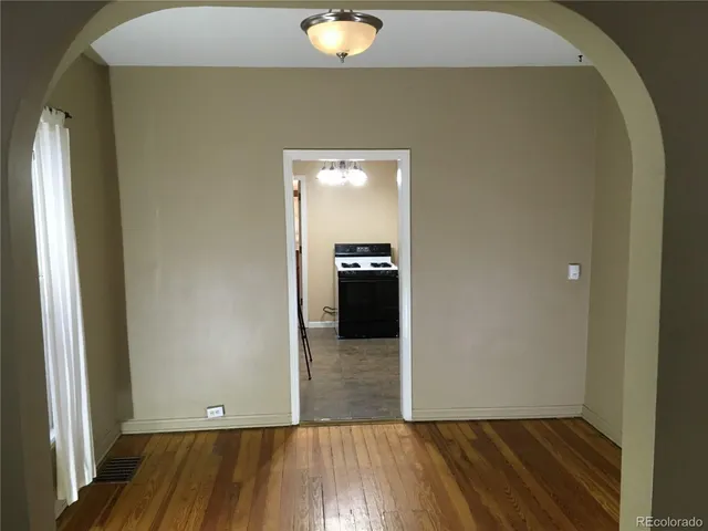 $2,400 | 1021 Cook Street, Denver, CO 80206