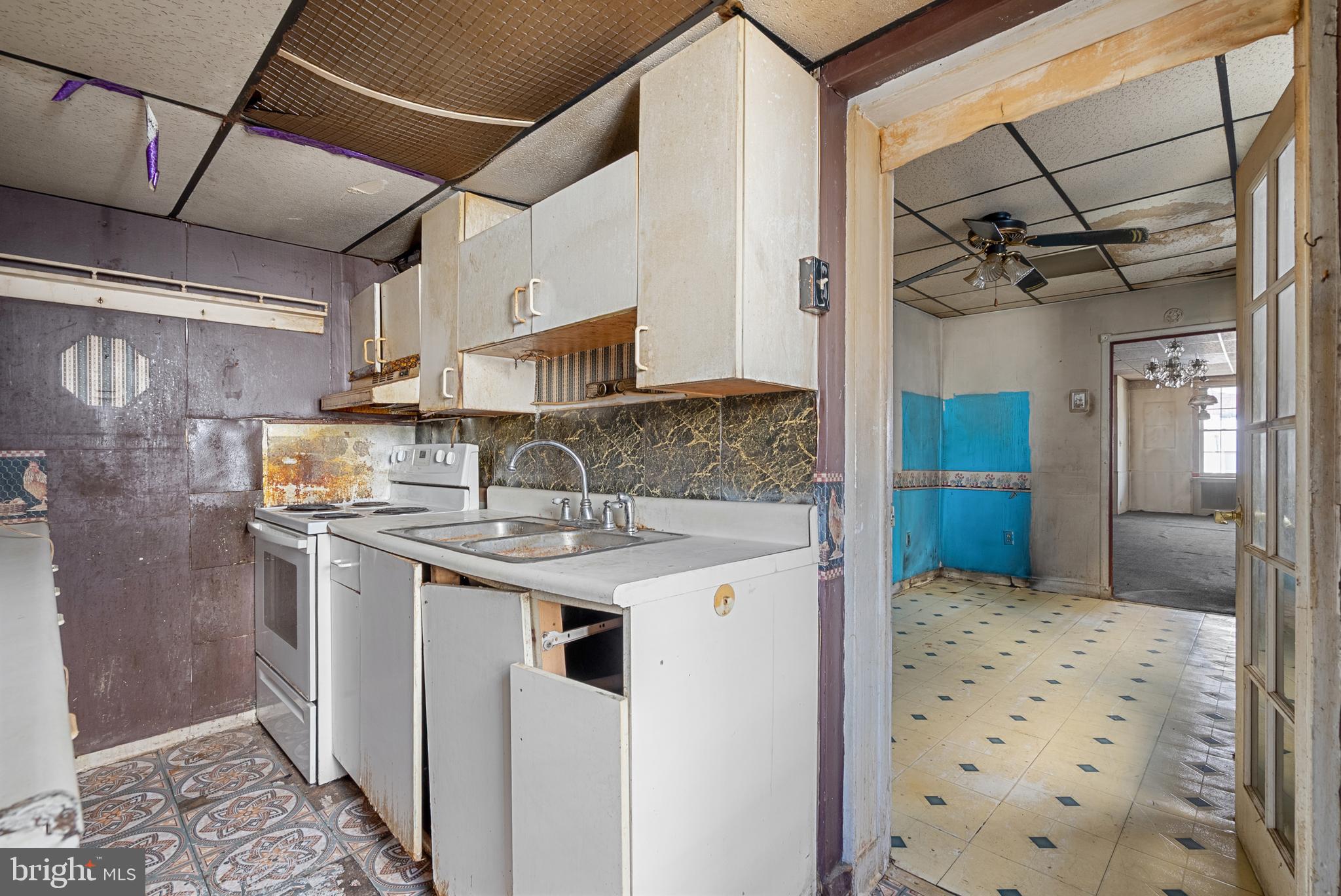 1663 Bridge Street Philadelphia, PA 19124 - Photo 8 of 24 Gallery Image 8