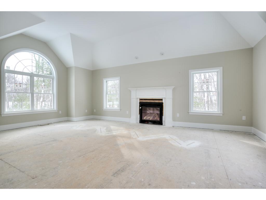 37 London Bridge Road Windham, NH 03087 - Photo 15 of 36