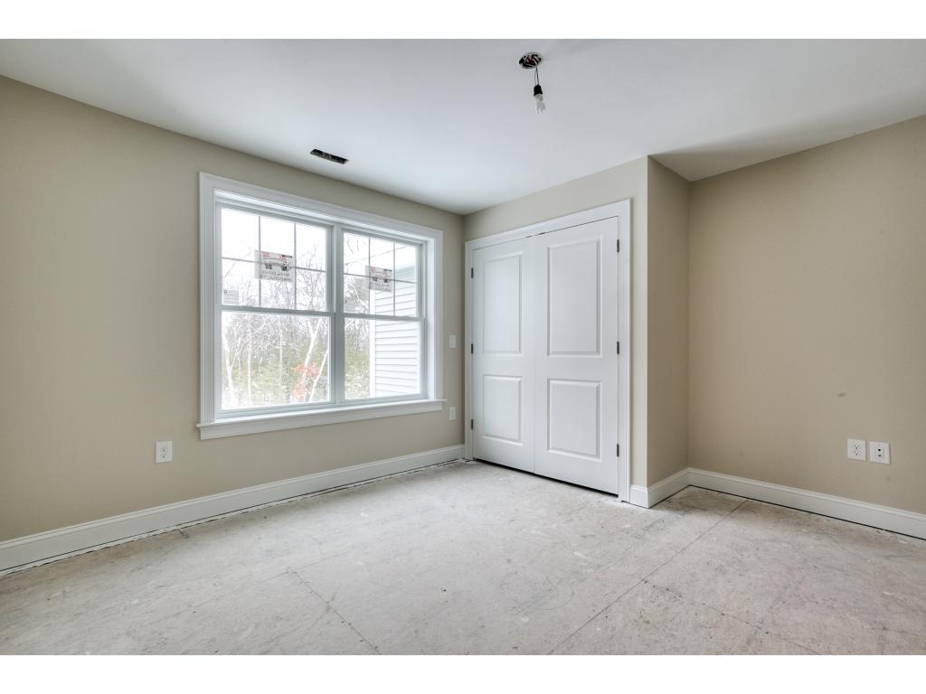 37 London Bridge Road Windham, NH 03087 - Photo 21 of 36