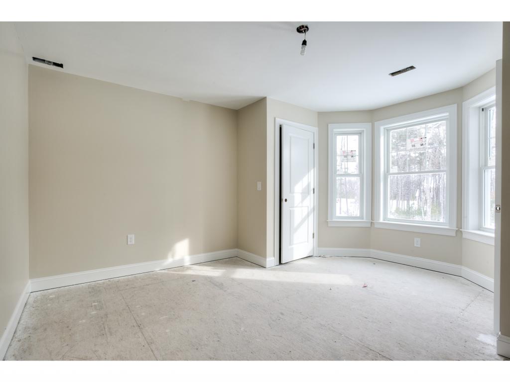 37 London Bridge Road Windham, NH 03087 - Photo 22 of 36