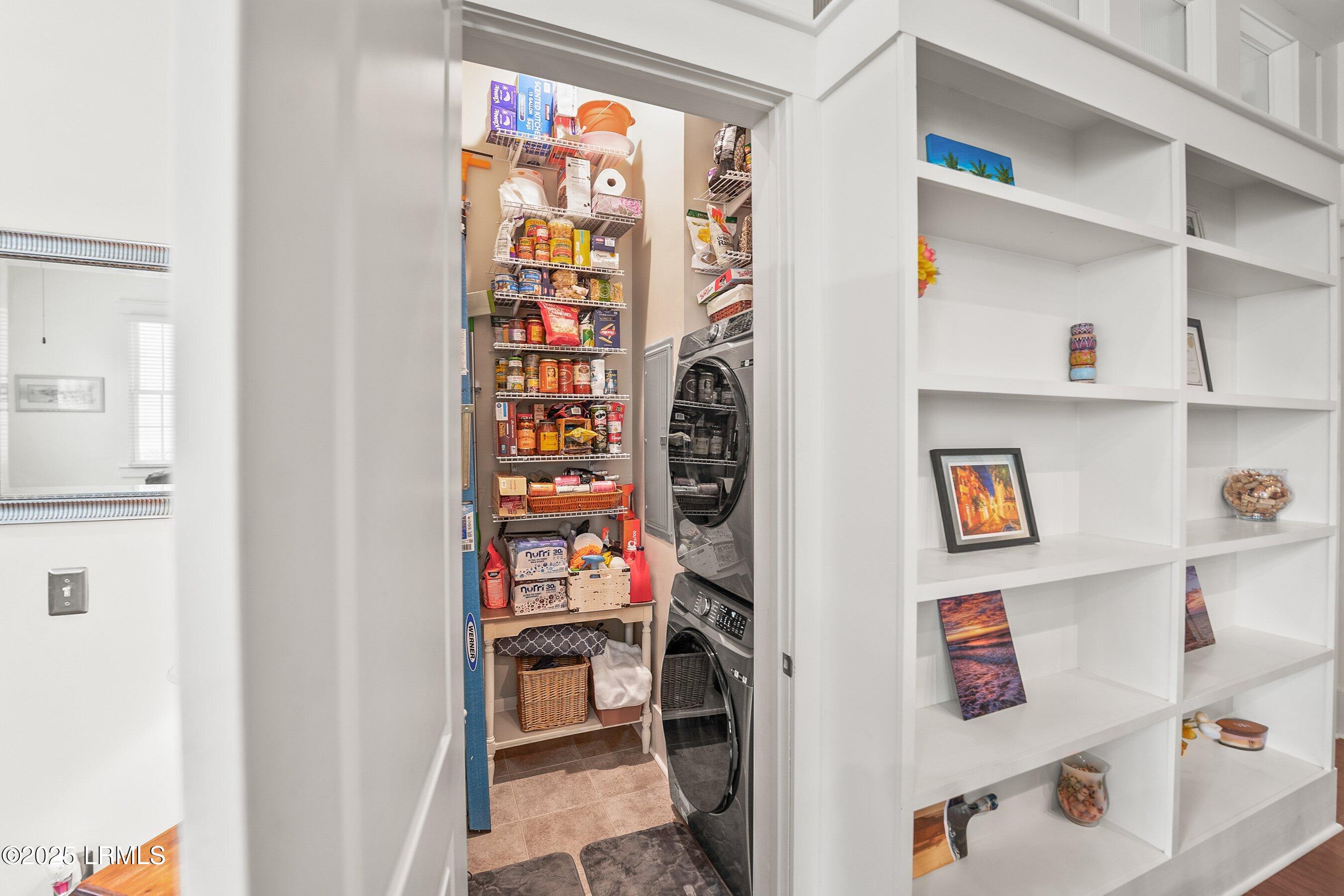 10 Abbey Row, Unit 1B Beaufort, SC 29906 - Photo 7 of 46 DSC03491-60.jpg-SMALL