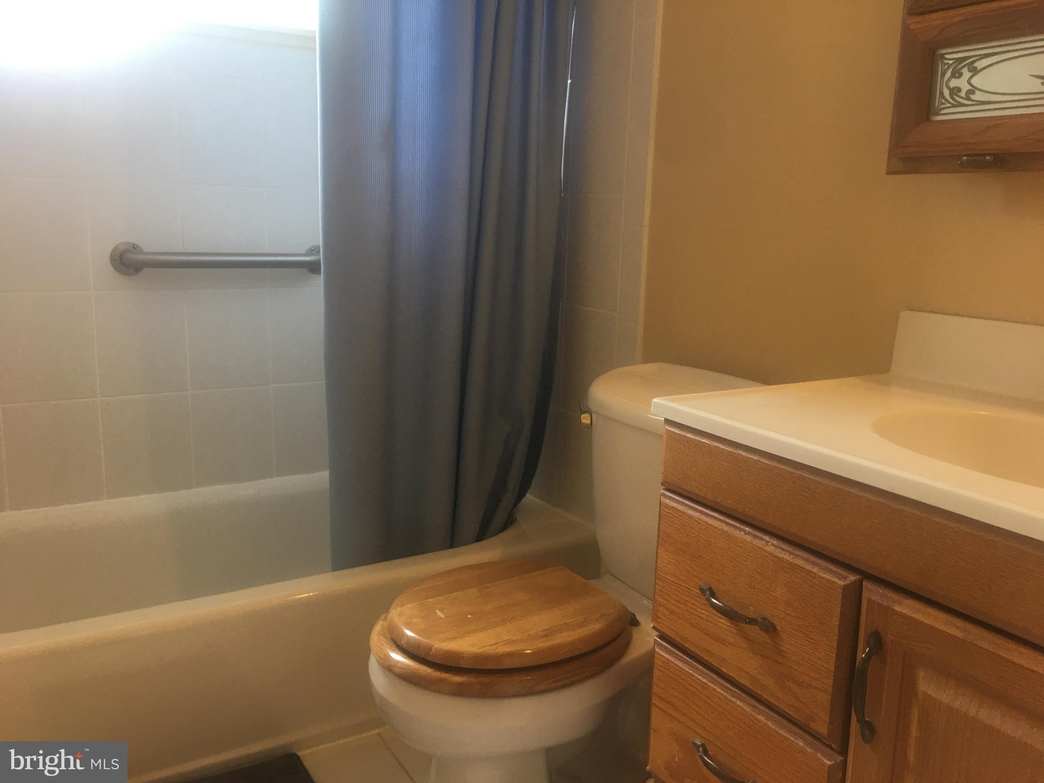 3302 Moline Road Silver Spring, MD 20902 - Photo 13 of 28
