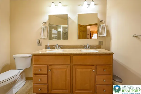 $550,000 | 8 Bear Creek Lake Drive, Jim Thorpe, PA 18229