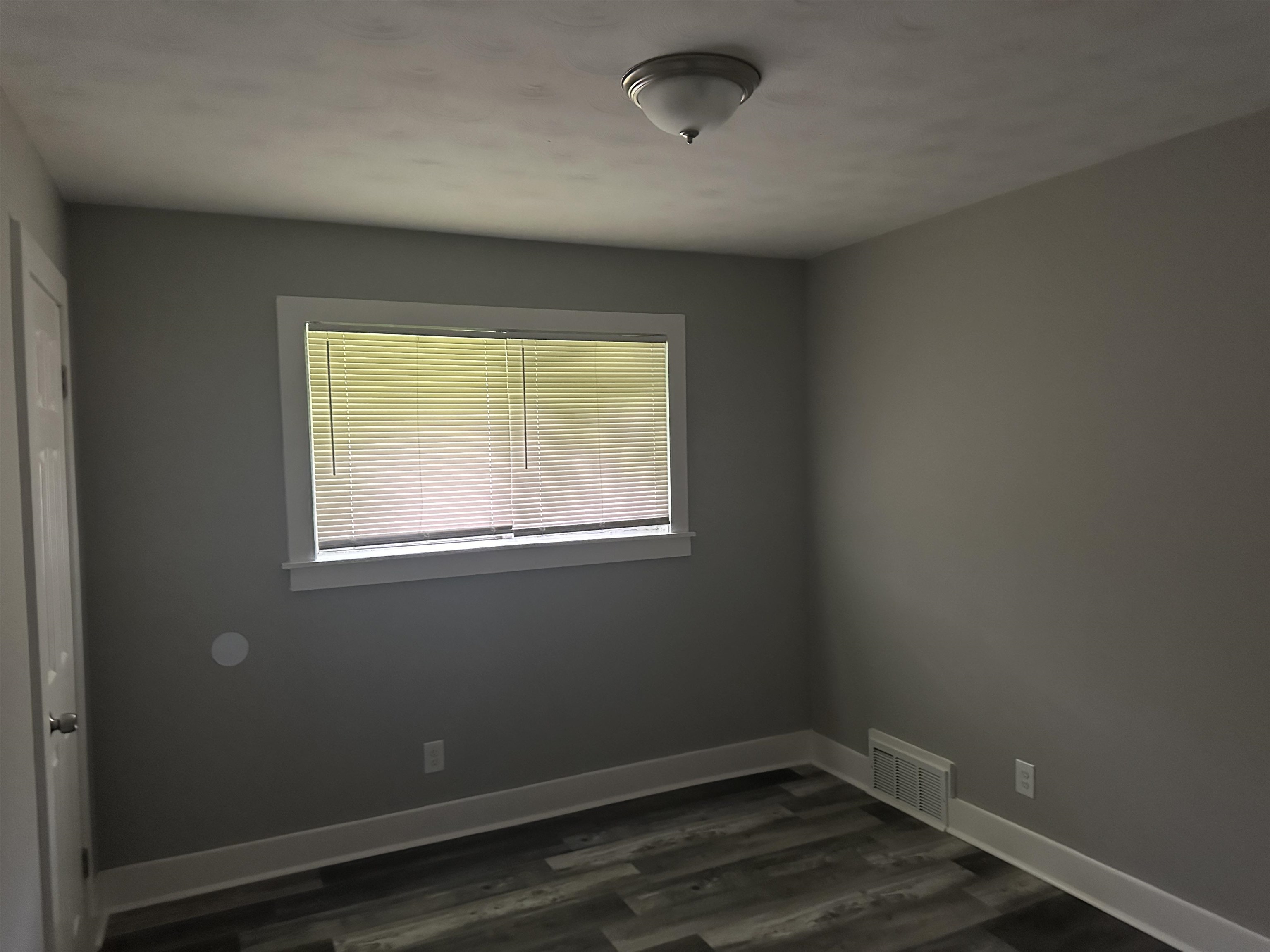 294 Dreger Road Memphis, TN 38109 - Photo 12 of 21